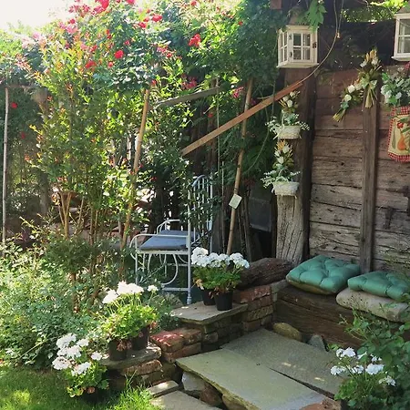 Bed & Breakfast La Via' *