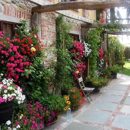 La Via' Bed & Breakfast Cavour