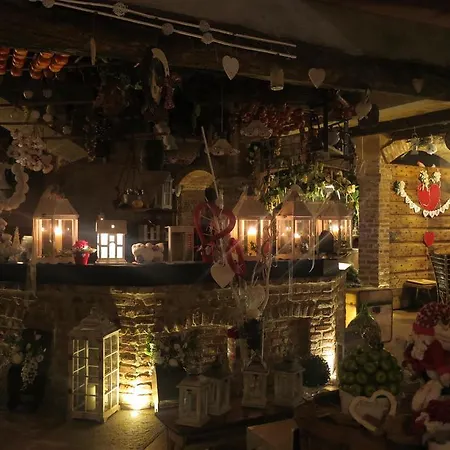 Bed & Breakfast La Via' 3*