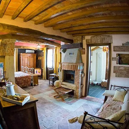 Bed & Breakfast La Via' Cavour