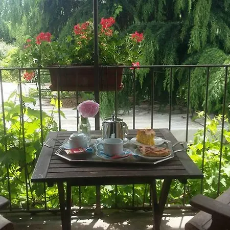 Bed & Breakfast La Via' 3*