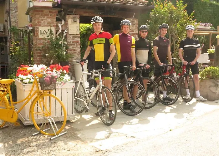 Bed & Breakfast La Via' 3*