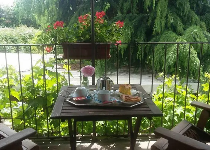 Bed & Breakfast La Via' 3*