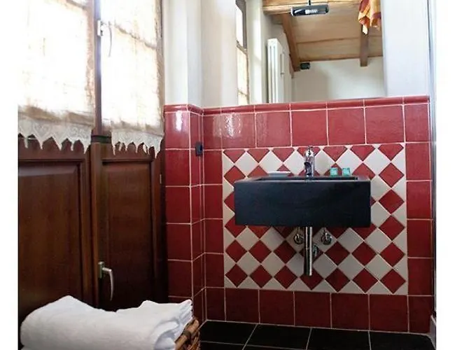 La Via' Bed & Breakfast 3*